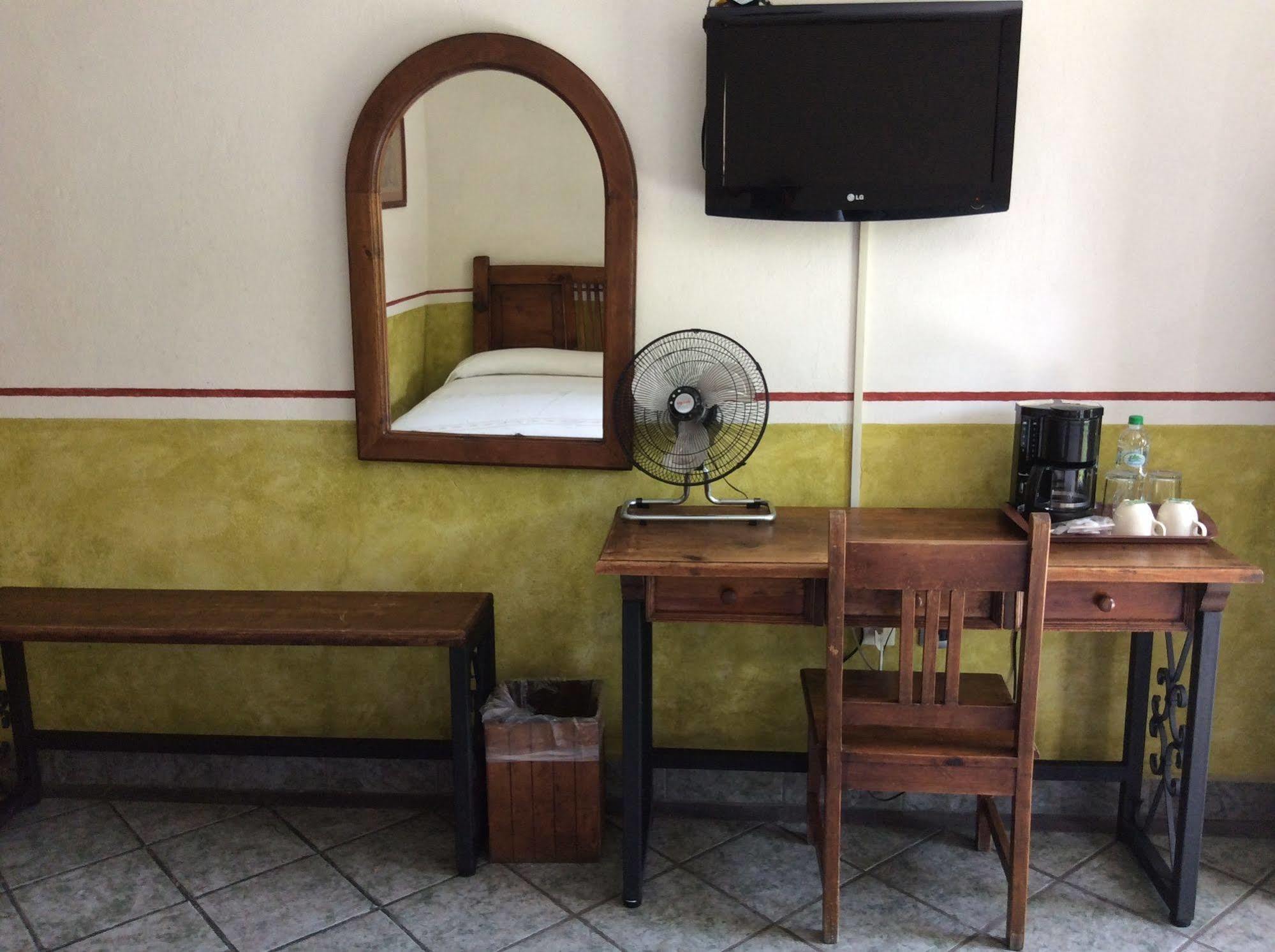 Hotel Posada San Jeronimo Coatepec  Εξωτερικό φωτογραφία