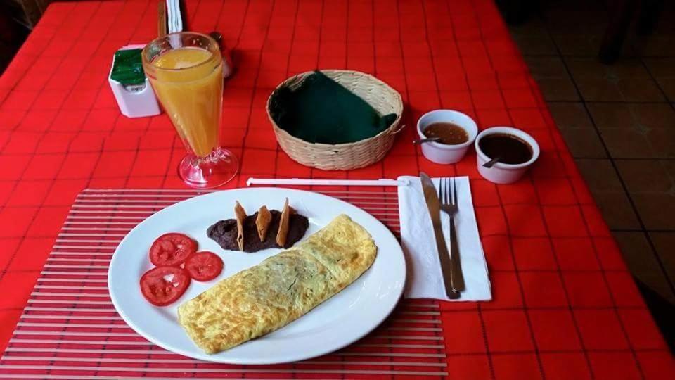 Hotel Posada San Jeronimo Coatepec  Εξωτερικό φωτογραφία
